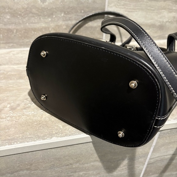 Dooney & Bourke Black Bucket Handbag - Picture 9 of 10